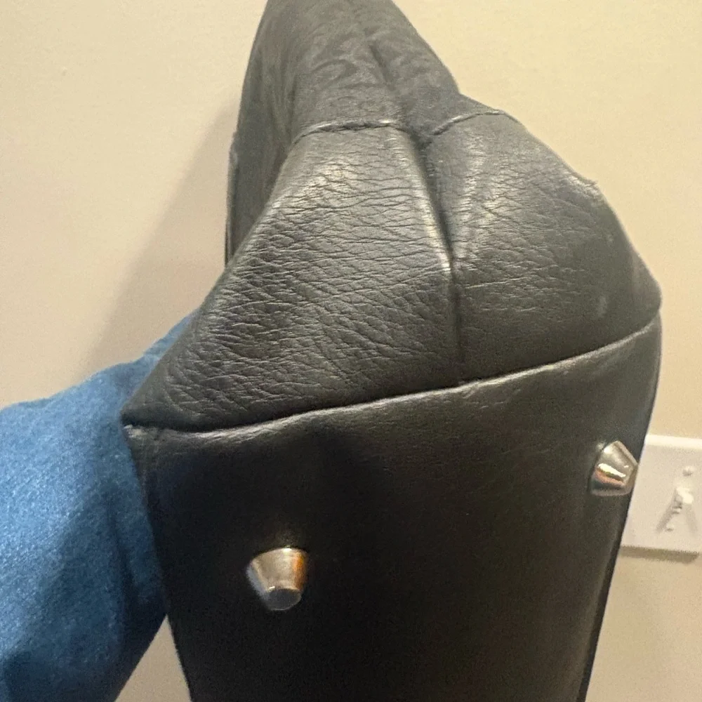 Kenneth Cole Reaction Black Laptop Bag